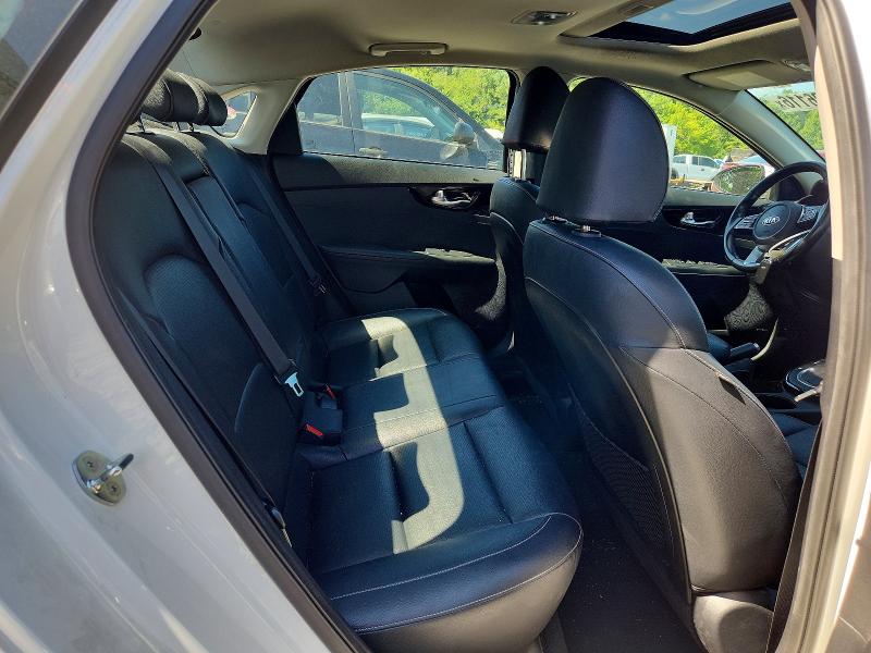 Photo 10 from auction – 2021 KIA FORTE with VIN 3KPF54AD0ME294372
