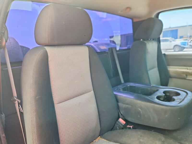 Photo 10 from auction – 2008 CHEVROLET SILVERADO with VIN 1GCEC14X18Z233208