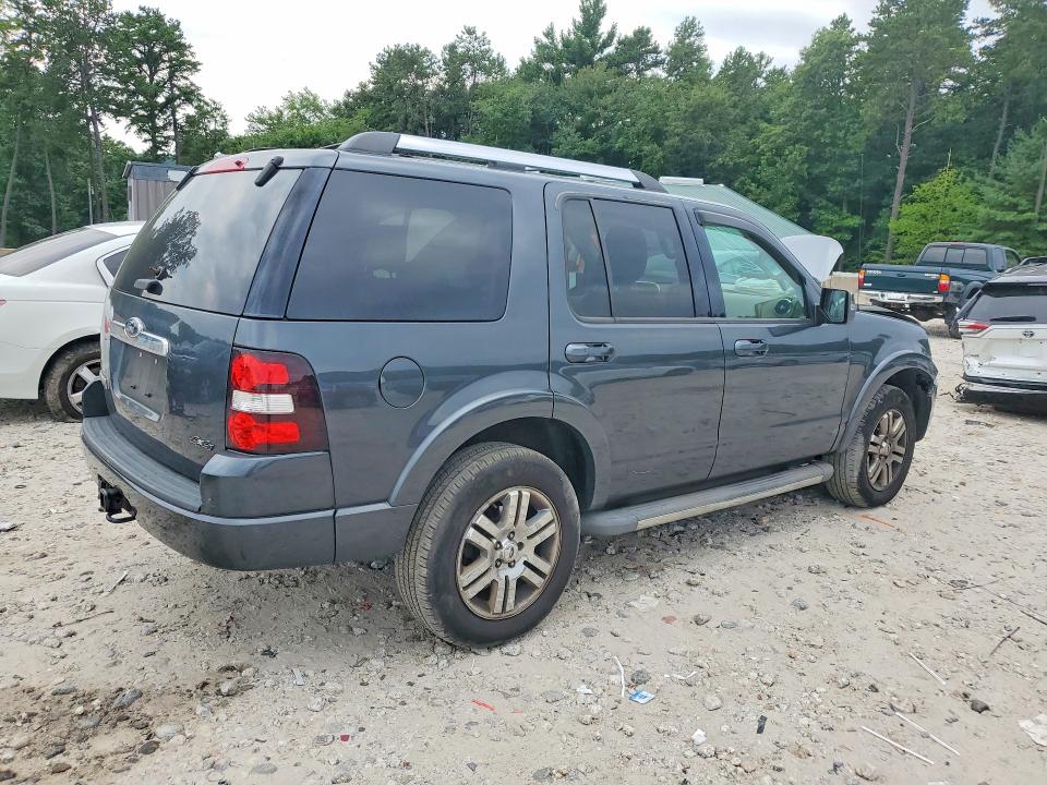 Zdjęcie 3 z aukcji – 2010 FORD EXPLORER z VIN 1FMEU7F83AUA83929