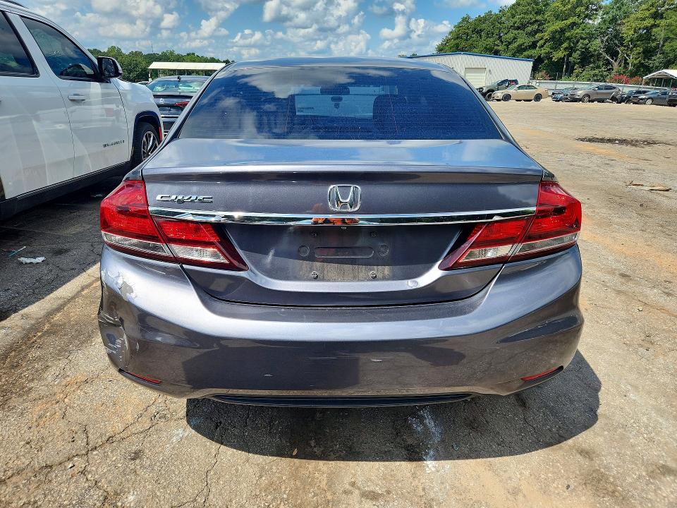 Photo 6 from auction – 2015 HONDA CIVIC with VIN 19XFB2F87FE085612