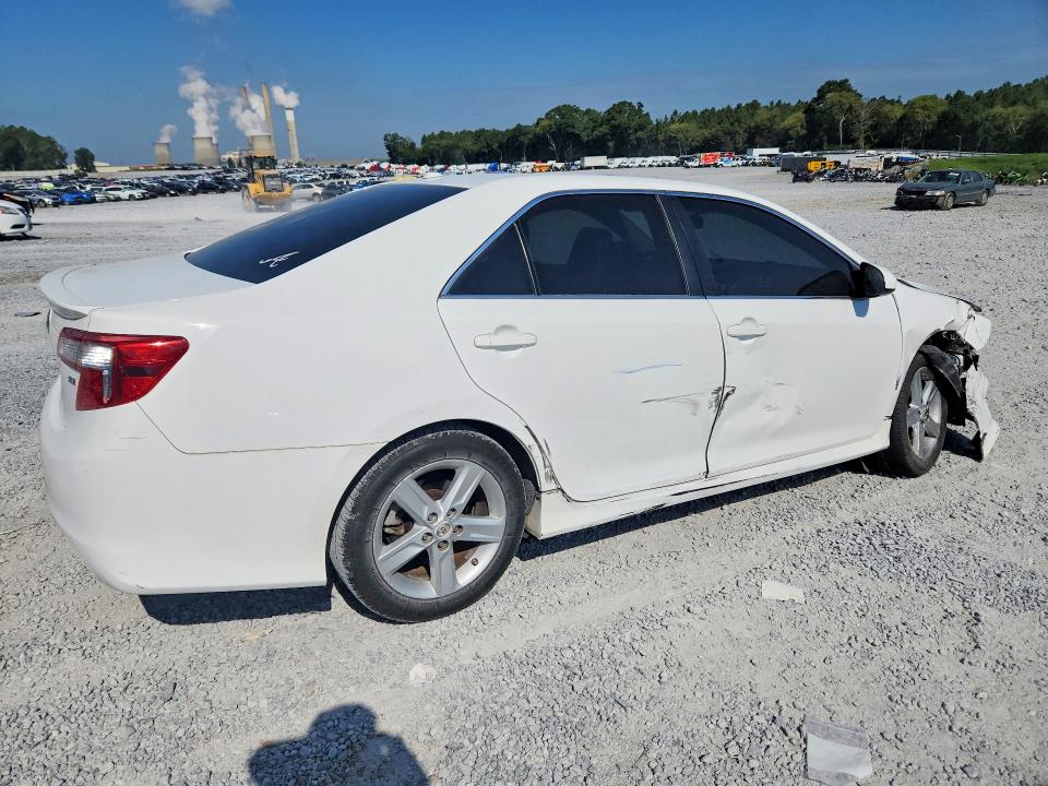 Photo 3 from auction – 2012 TOYOTA CAMRY with VIN 4T1BF1FK6CU162407