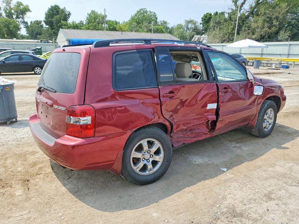 Photo 3 from auction – 2005 TOYOTA HIGHLANDER with VIN JTEDP21A850069957