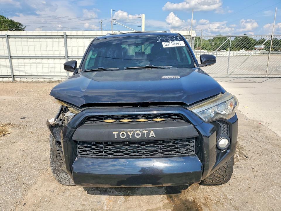 Photo 5 from auction – 2015 TOYOTA 4RUNNER with VIN JTEZU5JR7F5092527