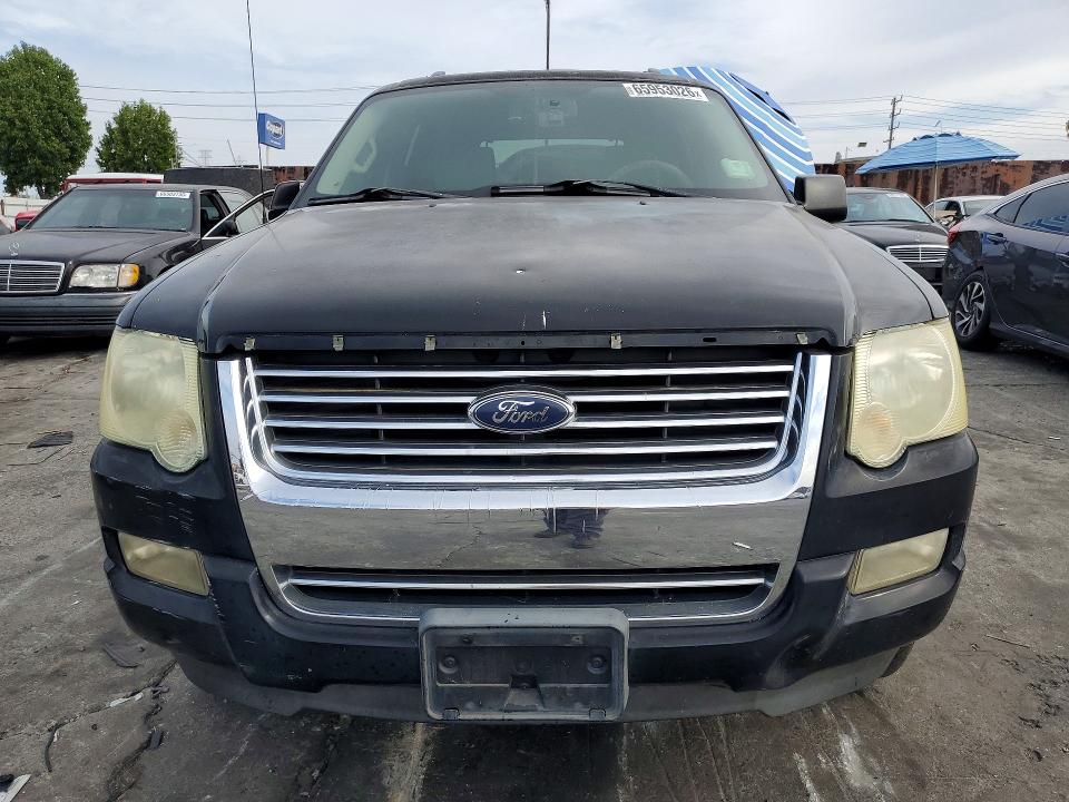 Photo 5 from auction – 2007 FORD EXPLORER with VIN 1FMEU63E57UB78795