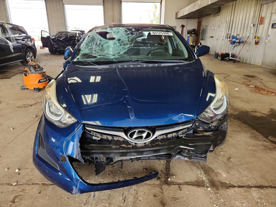 Photo 5 from auction – 2016 HYUNDAI ELANTRA with VIN KMHDH4AEXGU643255