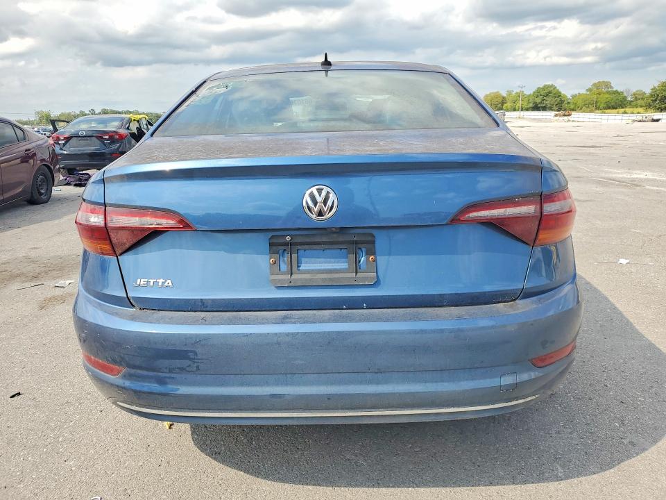 Photo 6 from auction – 2019 VOLKSWAGEN JETTA with VIN 3VWC57BU6KM033797