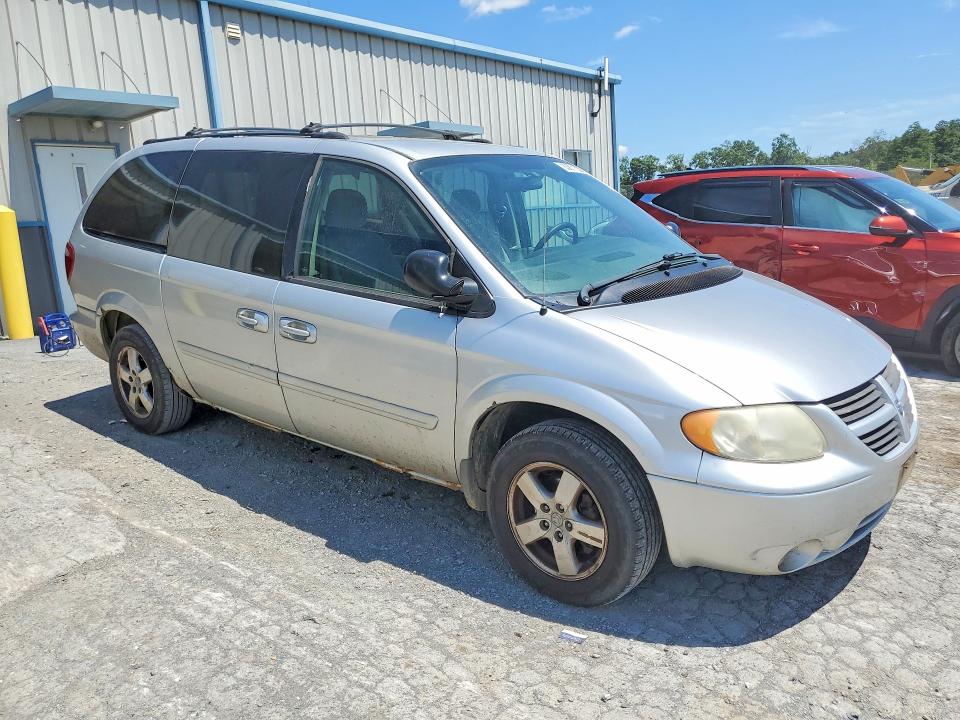 Photo 4 from auction – 2006 DODGE GRAND CARAVAN with VIN 2D4GP44LX6R654303