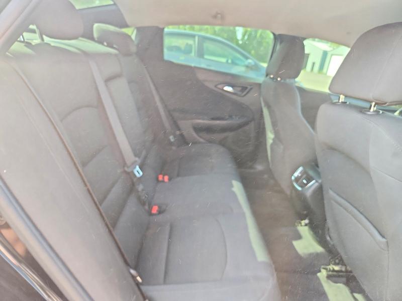 Photo 10 from auction – 2016 CHEVROLET MALIBU with VIN 1G1ZE5ST1GF273042
