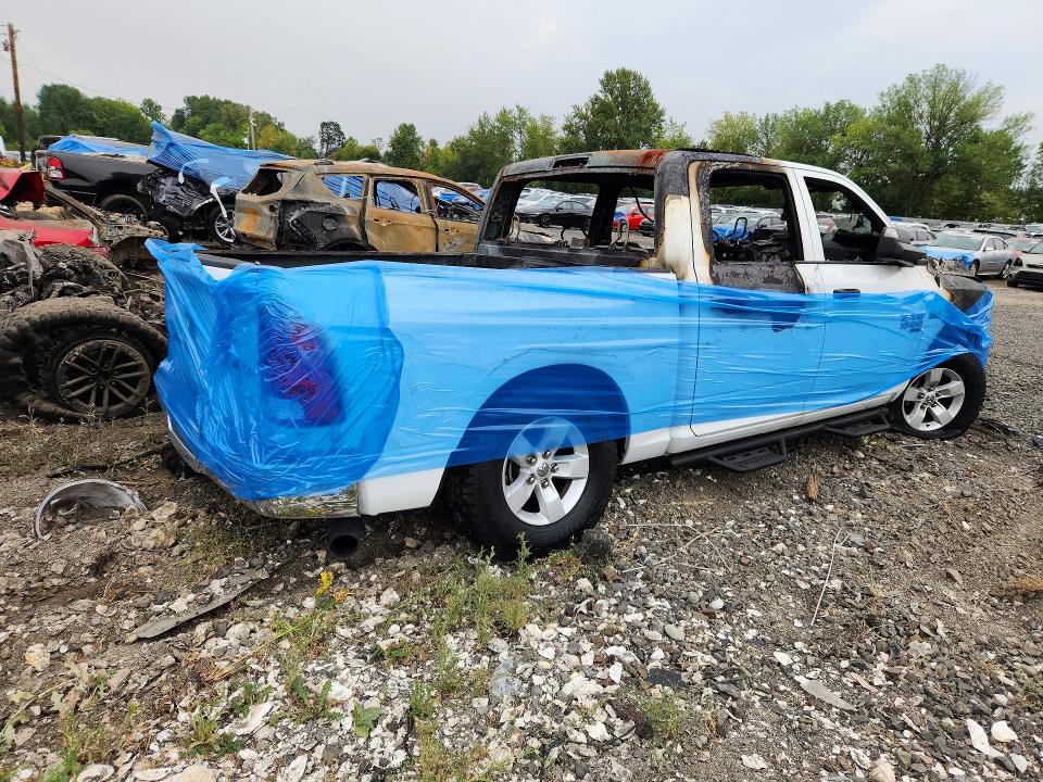 Photo 3 from auction – 2021 RAM 1500 with VIN 3C6RR7KT4MG536357