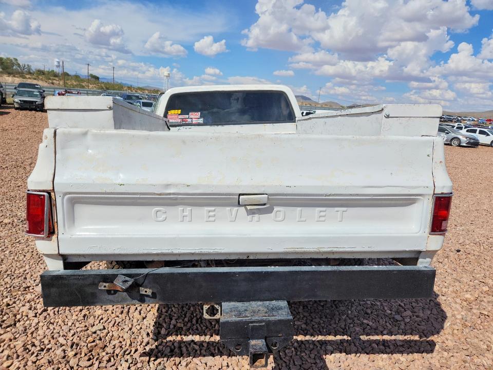 Photo 6 from auction – 1981 CHEVROLET C20 with VIN 1GCGC24M4BJ142153