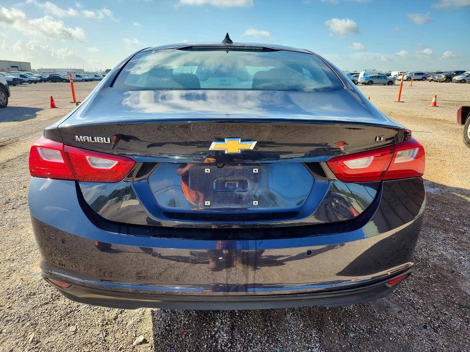 Photo 6 from auction – 2023 CHEVROLET MALIBU with VIN 1G1ZD5STXPF136474