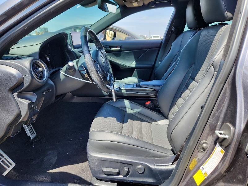 Photo 7 from auction – 2021 LEXUS IS with VIN JTHGZ1B21M5040121