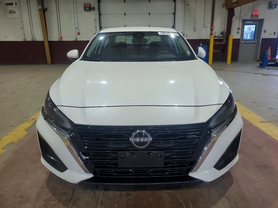 Photo 5 from auction – 2023 NISSAN ALTIMA with VIN 1N4BL4DV5PN424466