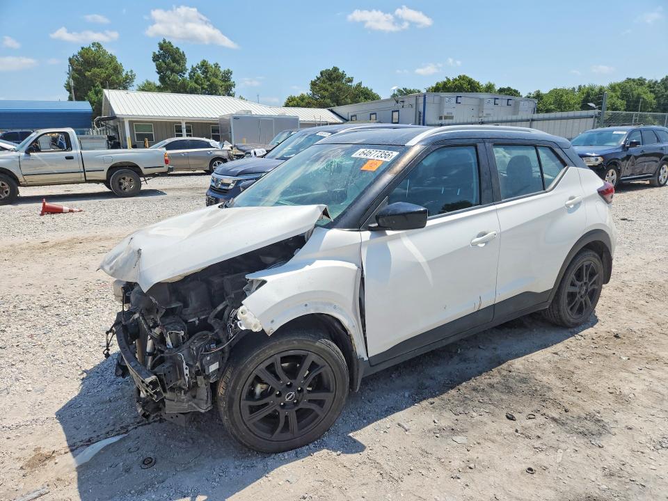 NISSAN KICKS 2022 with VIN 3N1CP5CV6NL528135 - Photo from auction