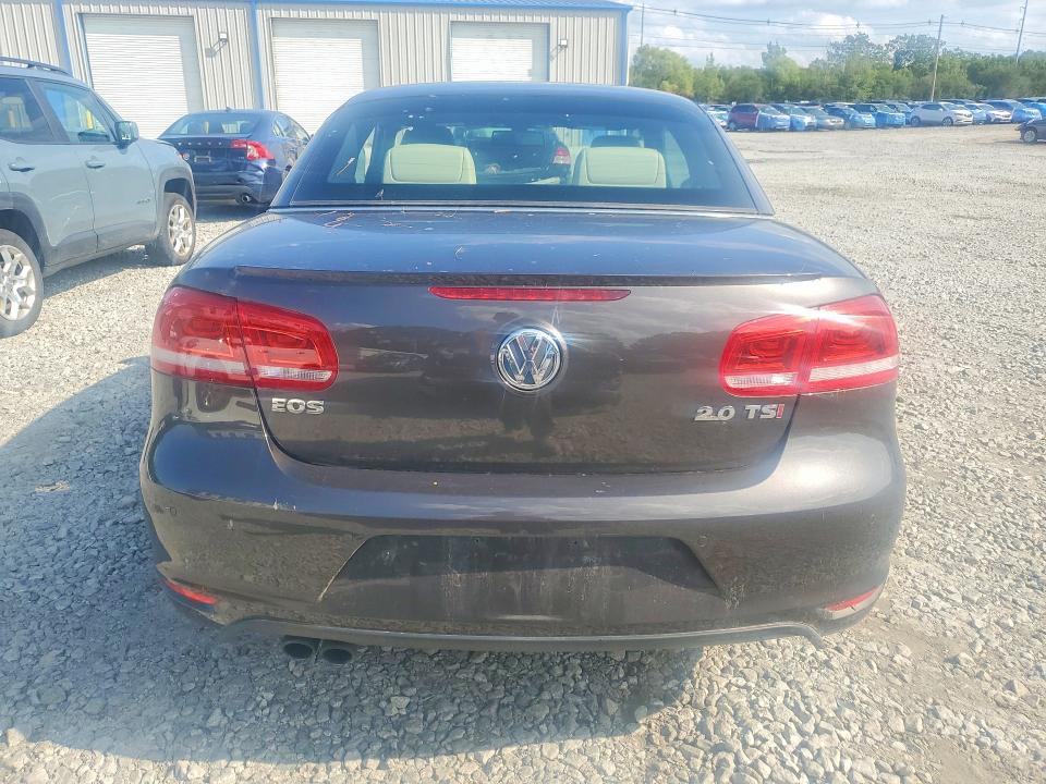 Foto 6 de la subasta – 2014 VOLKSWAGEN EOS con VIN WVWFW8AH2EV005898