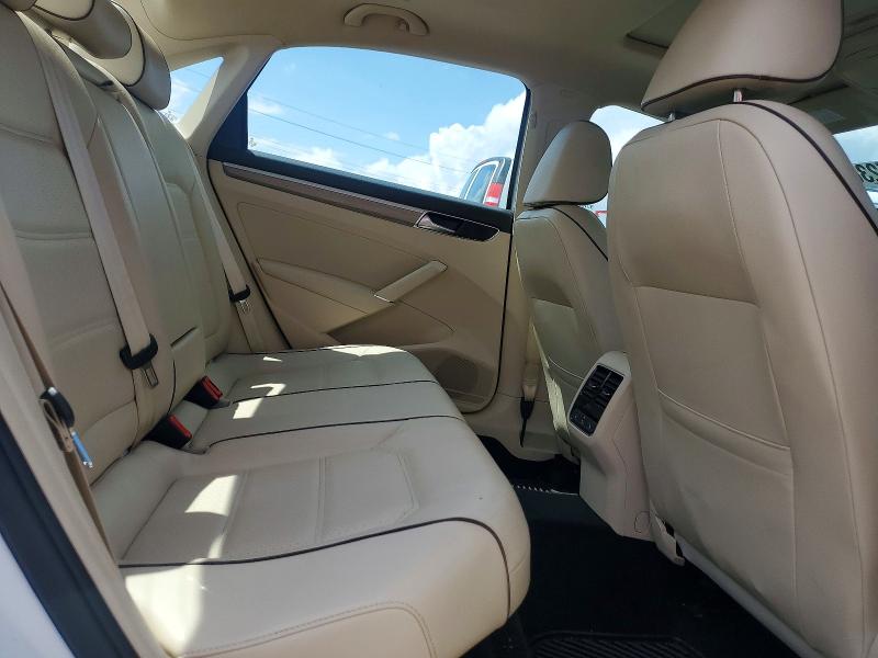 Photo 10 from auction – 2018 VOLKSWAGEN PASSAT with VIN 1VWBA7A36JC000914