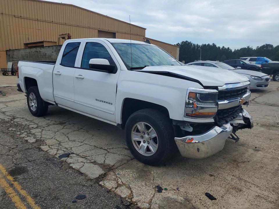 Photo 4 from auction – 2018 CHEVROLET SILVERADO with VIN 1GCRCREH7JZ313237