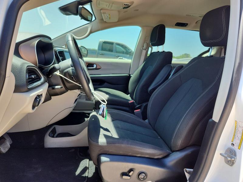 Фото 7 с аукциона – 2023 CHRYSLER VOYAGER с VIN 2C4RC1CG2PR516745