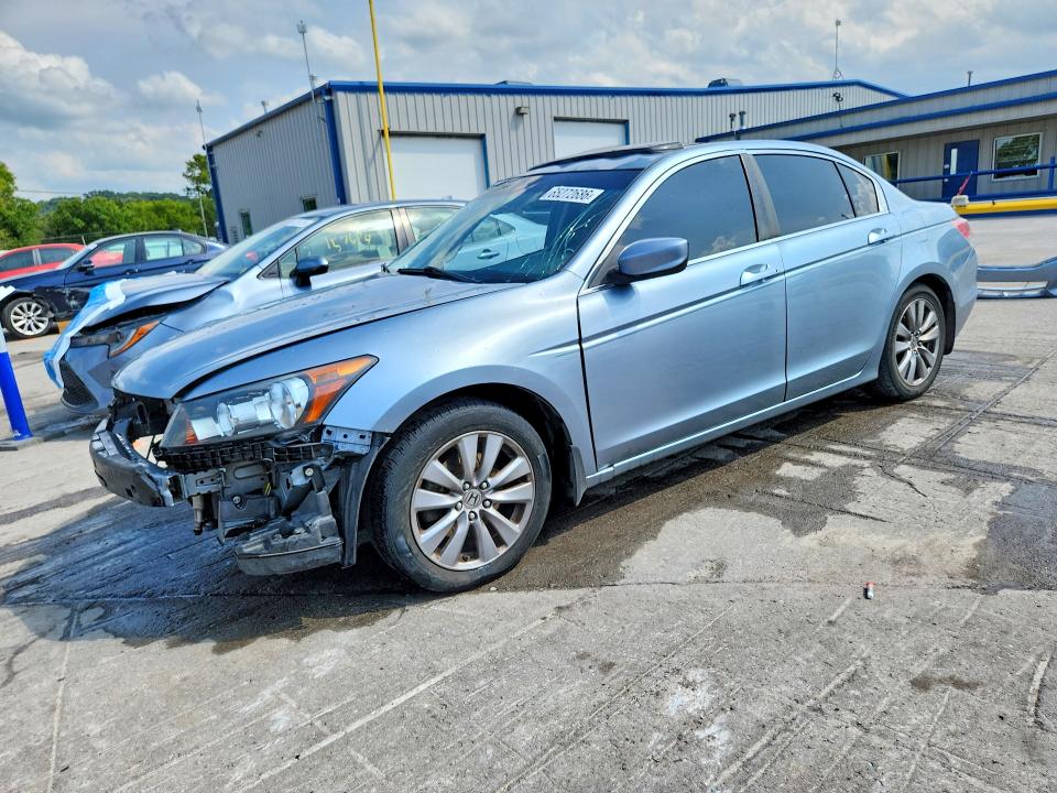 HONDA ACCORD 2011 with VIN 1HGCP2F8XBA090967 - Photo from auction