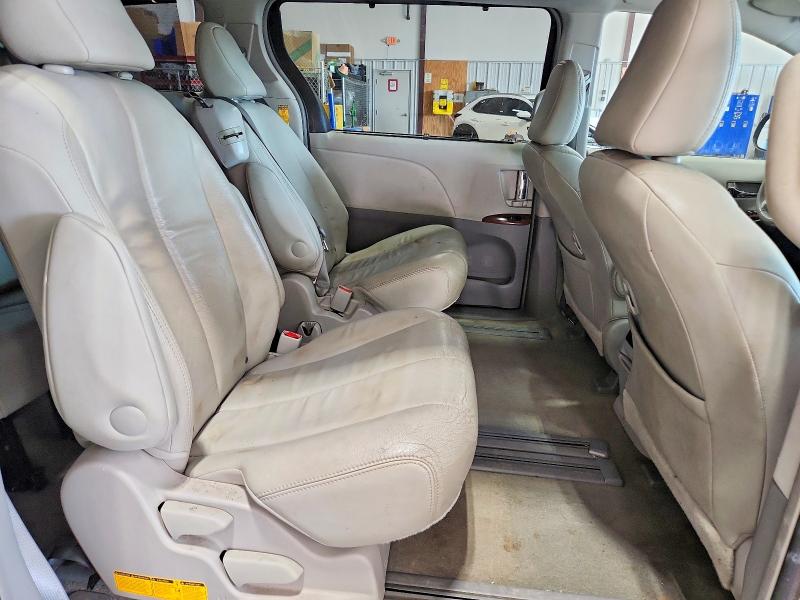 Photo 11 from auction – 2014 TOYOTA SIENNA with VIN 5TDYK3DCXES486307