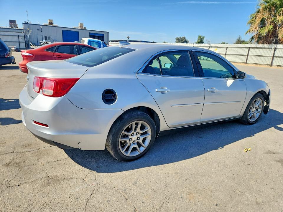 صورة رقم 3 من المزاد - 2015 CHEVROLET MALIBU مع VIN 1G11C5SL0FF284468