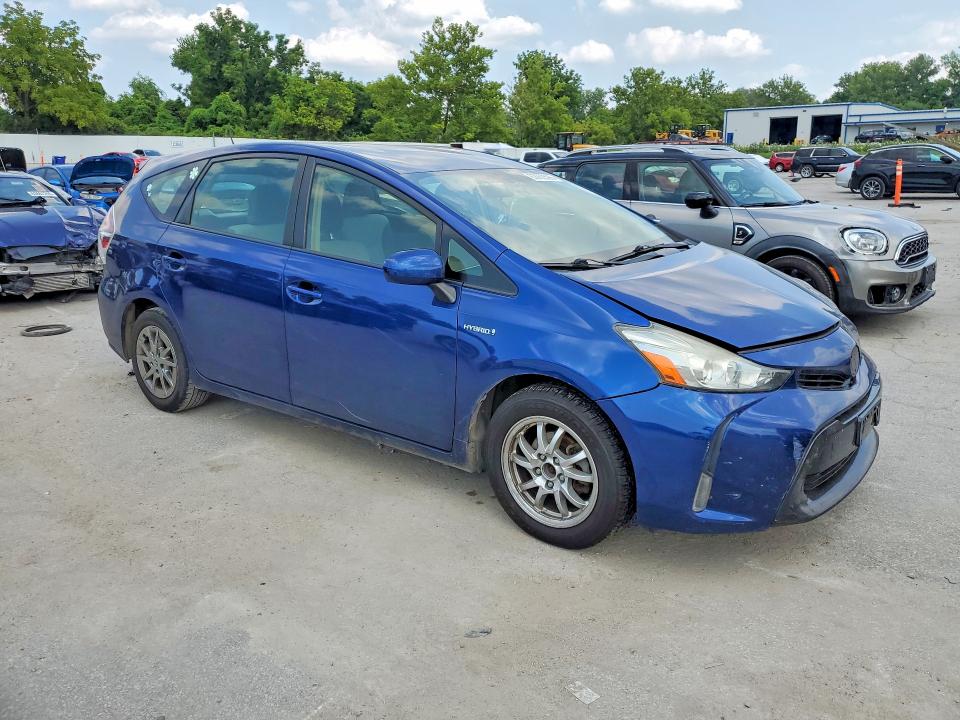 Photo 4 from auction – 2015 TOYOTA PRIUS V with VIN JTDZN3EU5FJ016767