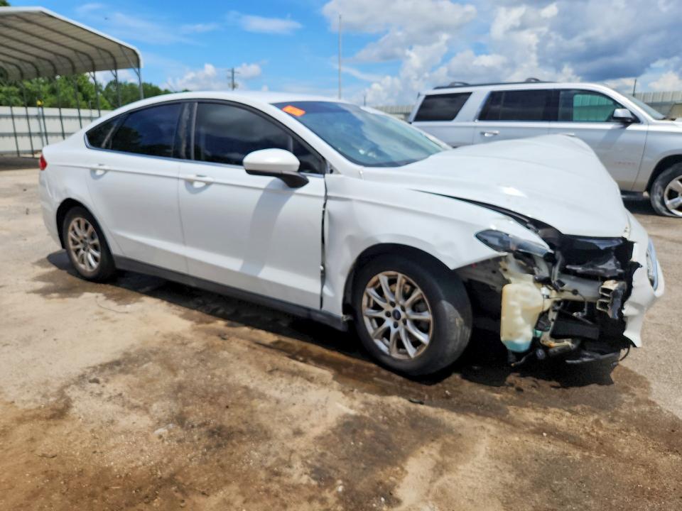 Photo 4 from auction – 2016 FORD FUSION with VIN 3FA6P0G75GR109675