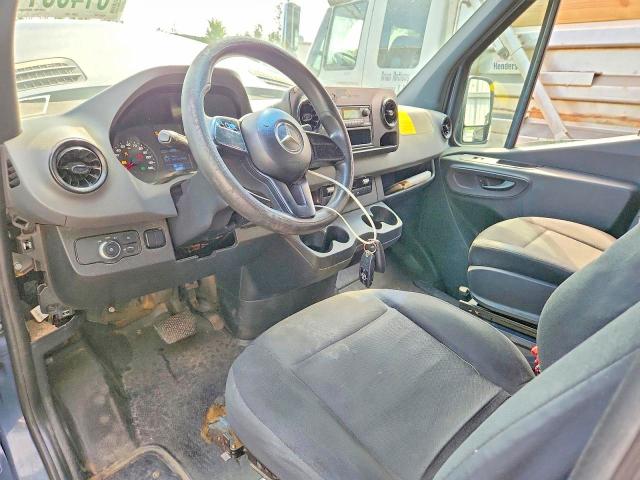 Photo 8 from auction – 2019 MERCEDES-BENZ SPRINTER with VIN WD4PF0CD9KP091118