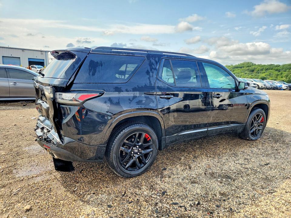 Photo 3 from auction – 2018 CHEVROLET TRAVERSE with VIN 1GNERKKW5JJ167160