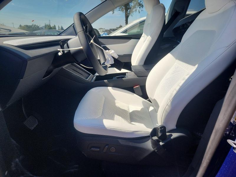 Photo 7 from auction – 2026 TESLA MODEL Y with VIN 7SAYGDED1TF378158