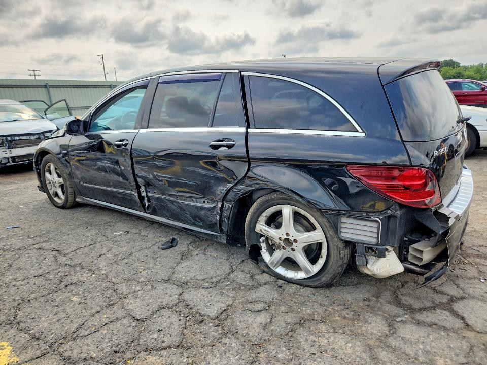 Photo 2 from auction – 2010 MERCEDES-BENZ R with VIN 4JGCB2FE8AA112431