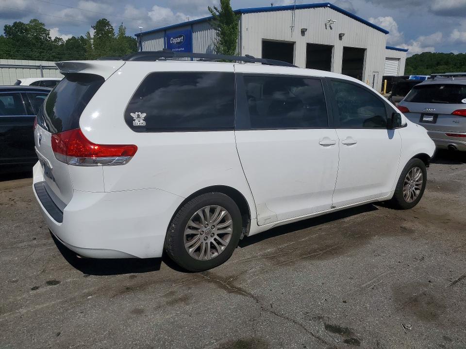 Photo 3 from auction – 2012 TOYOTA SIENNA with VIN 5TDYK3DC6CS259001