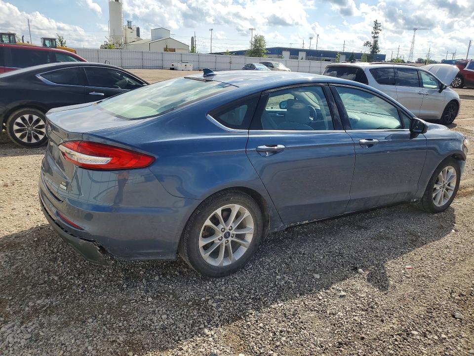 Photo 3 from auction – 2019 FORD FUSION with VIN 3FA6P0HD2KR248224