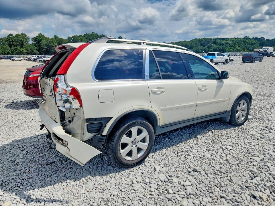 Photo 3 from auction – 2010 VOLVO XC90 with VIN YV4852CZ0A1559695
