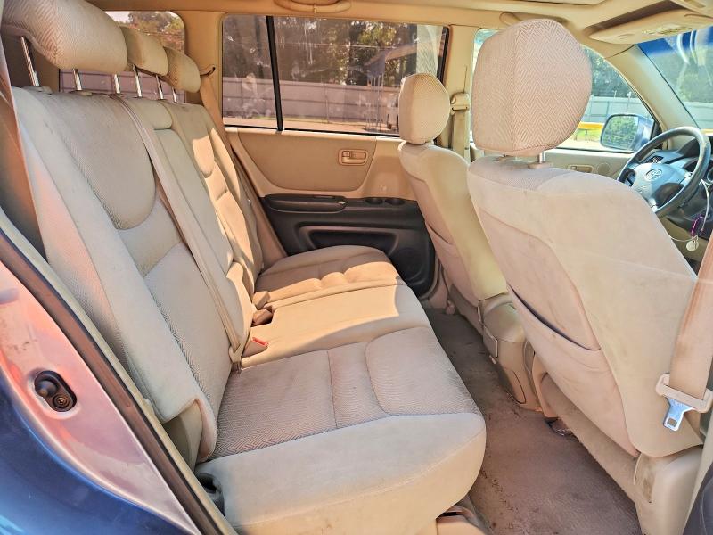 Photo 11 from auction – 2002 TOYOTA HIGHLANDER with VIN JTEHF21A320088271