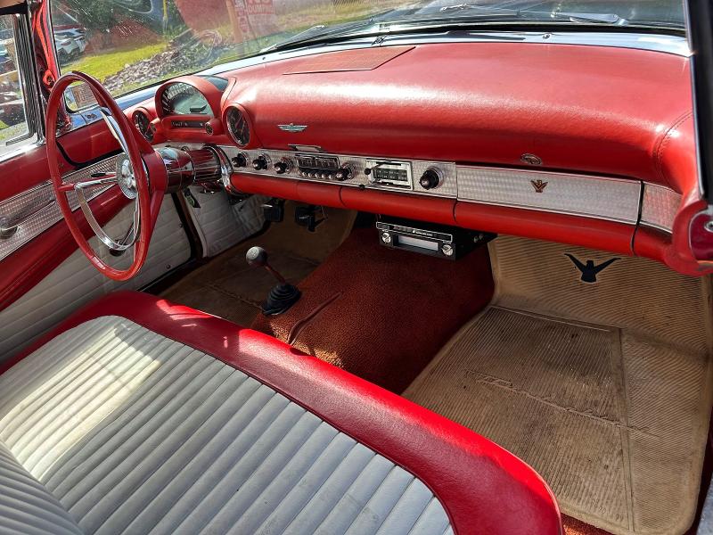 Photo 6 from auction – 1956 FORD THUNDERBIRD with VIN P6FH184094