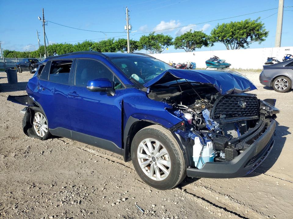 Photo 4 from auction – 2023 TOYOTA COROLLA CROSS with VIN 7MUCAAAG3PV070505