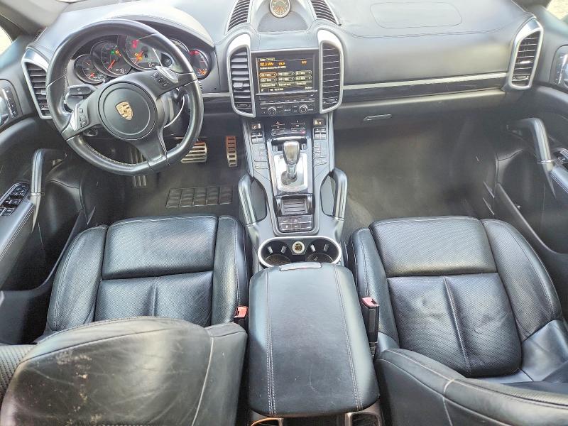 Photo 8 from auction – 2013 PORSCHE CAYENNE with VIN WP1AE2A2XDLA15710