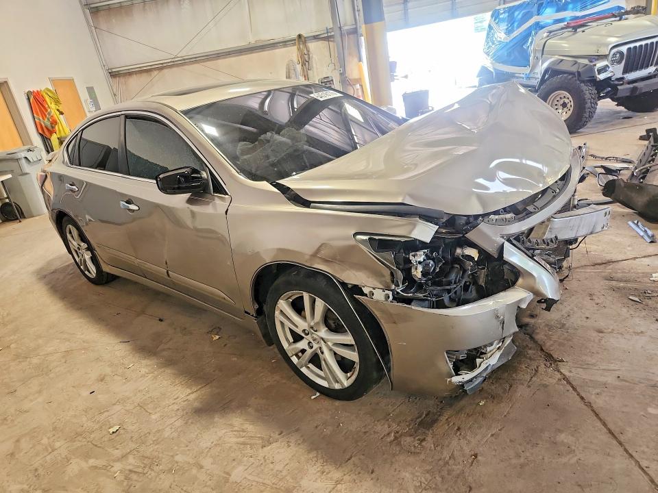 Photo 4 from auction – 2014 NISSAN ALTIMA with VIN 1N4BL3AP6EC321775