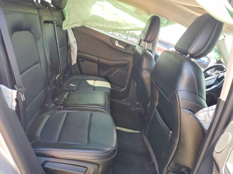 Photo 11 from auction – 2020 FORD ESCAPE with VIN 1FMCU9J9XLUA73274