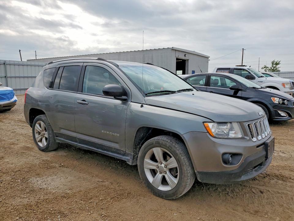 Photo 4 from auction – 2012 JEEP COMPASS with VIN 1C4NJDBB3CD576199