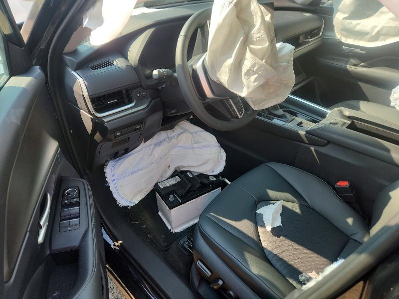 Photo 8 from auction – 2026 TOYOTA GRAND HIGHLANDER with VIN 5TDAAAA58TS041141