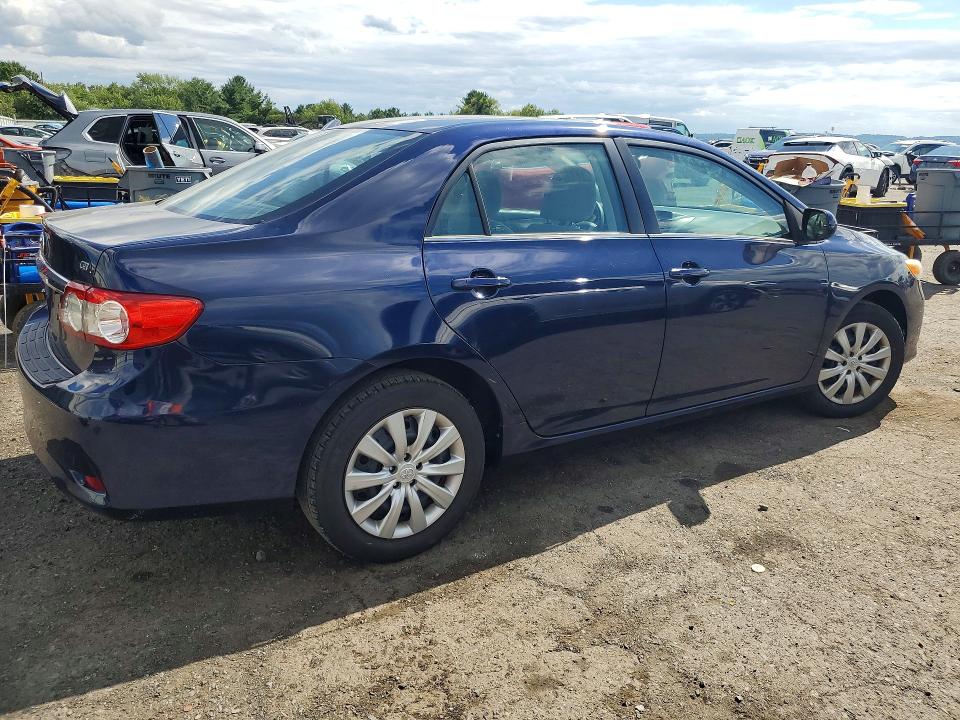 Photo 3 from auction – 2013 TOYOTA COROLLA with VIN 2T1BU4EE2DC078512