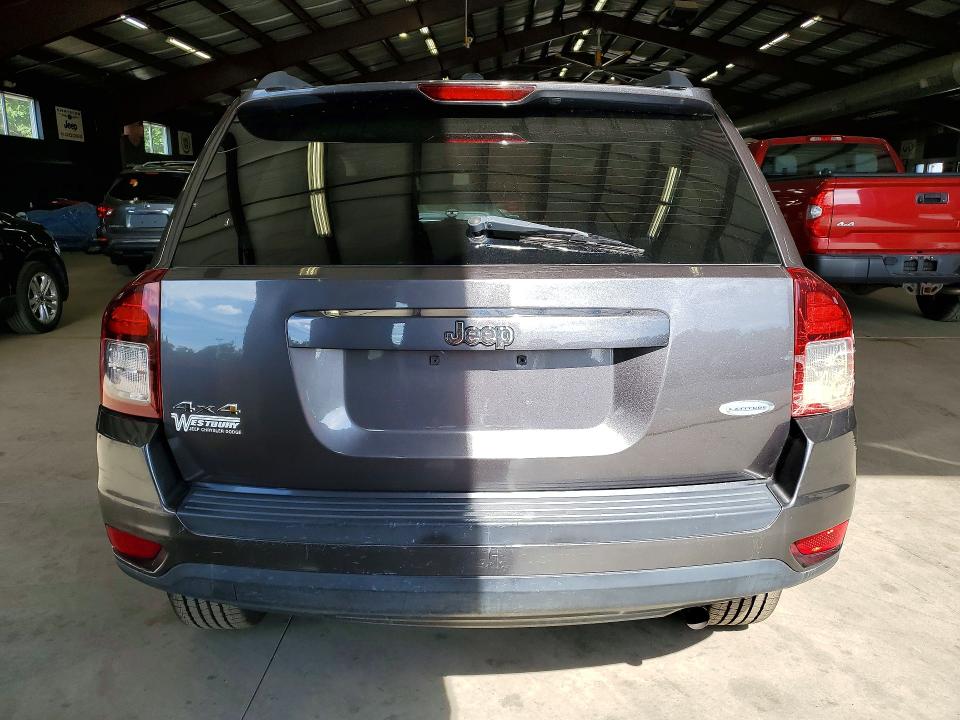 Photo 6 from auction – 2015 JEEP COMPASS with VIN 1C4NJDEB2FD163190
