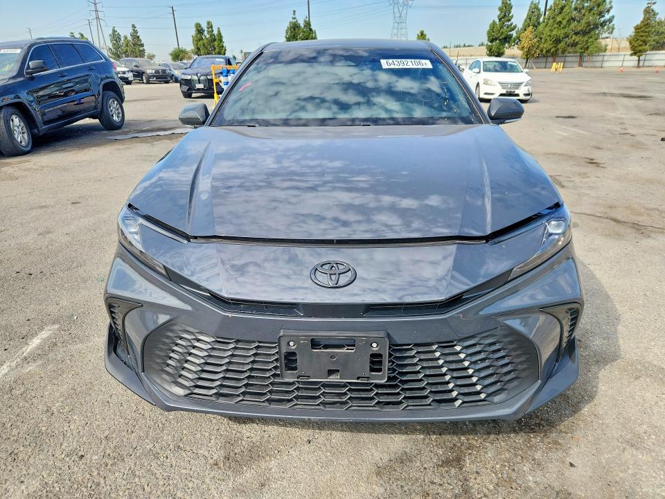 Photo 5 from auction – 2025 TOYOTA CAMRY with VIN 4T1DAACK0SU632697