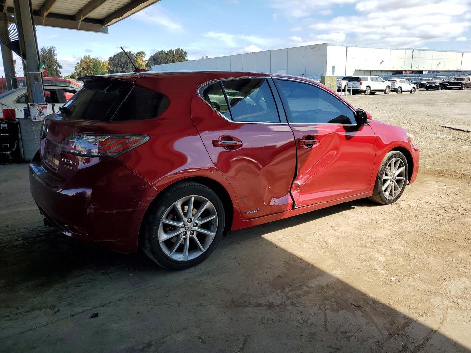 Photo 3 from auction – 2012 LEXUS CT with VIN JTHKD5BH7C2067490