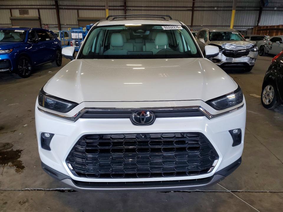 Photo 5 from auction – 2025 TOYOTA GRAND HIGHLANDER with VIN 5TDAAAA59SS027974