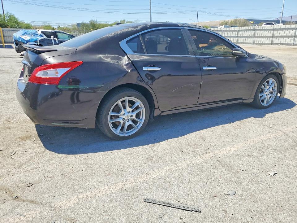 Photo 3 from auction – 2011 NISSAN MAXIMA with VIN 1N4AA5AP7BC823204