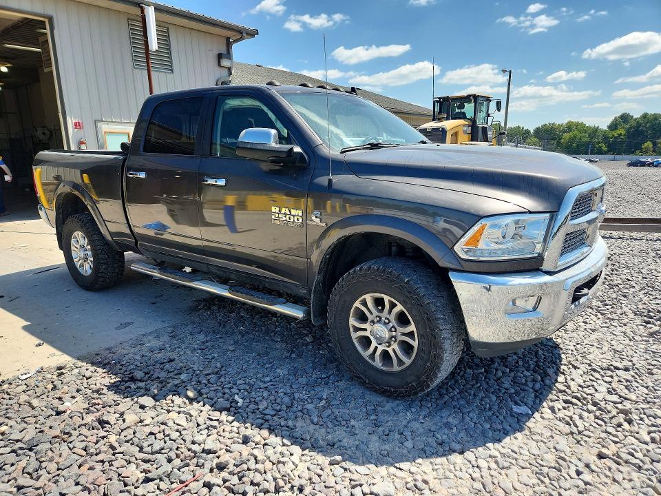 Photo 4 from auction – 2017 RAM 2500 with VIN 3C6UR5FL1HG702302