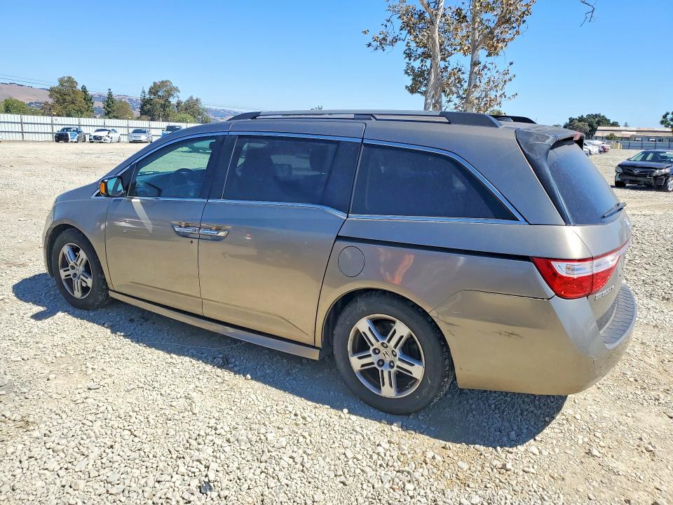 Photo 2 from auction – 2012 HONDA ODYSSEY with VIN 5FNRL5H90CB004778